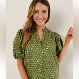 Pinch Boutique Blouse Top NWT Size Small Green